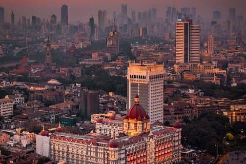 Private Mumbai City & Slum Tour