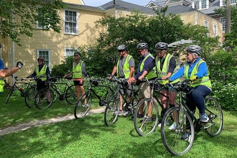 Private Bike Tour: Coastal + Seaside Private Custom Experience