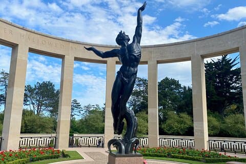 Private Normandy D-Day Live guided Top 6 Sites trip from Paris