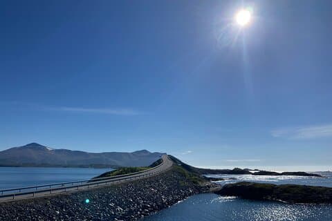 Private Tour to Atlantic Road from Ålesund groups 1 to 40