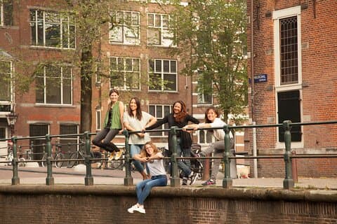 Guided Walking Street Food Tour of De Pijp & Beyond