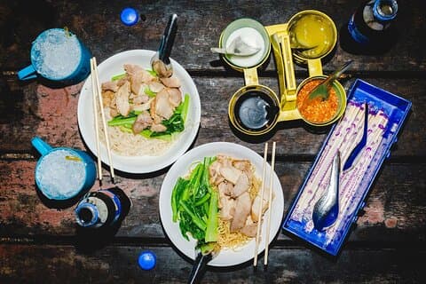 Bangkok Backstreets Food Tour with 15+ Tastings