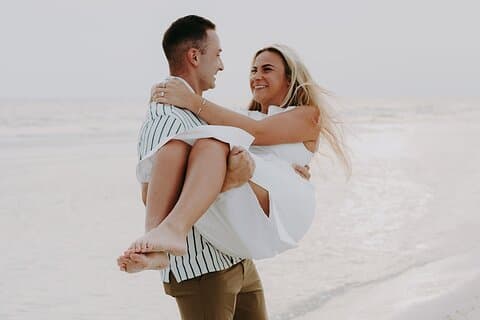 Private Vacation Photoshoot with Photographer in Gulf Shores