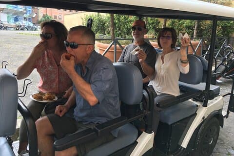 Rome: Lip Smacking 4 hours Foodie Tours in golf cart