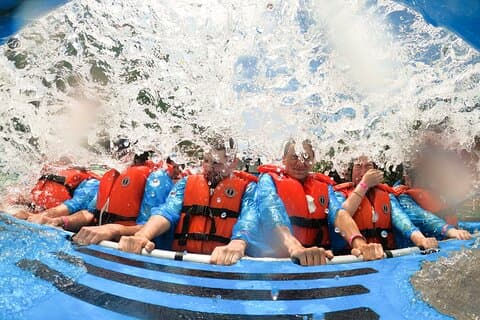 Niagara Falls Canada Open-Top (Wet) Jet Boat Tour