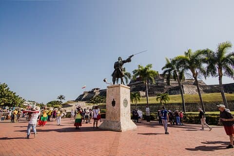 Fortress, Old Town and Shopping in Cartagena (Only for Cruisers )