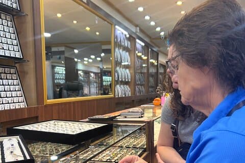 Private Shopping Tour in Kathmandu