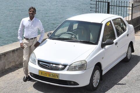 Full Day Udaipur Sightseeing and Heritage Walk with Guide