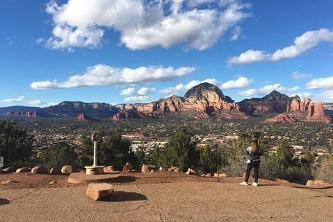 Sedona Red Rock Highlights: Smooth Scenic Jeep Tour