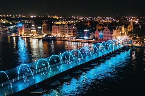 Vibrant City Tour by Night: The perfect night out when in Curacao