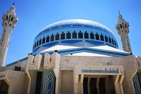 Amman: 7 Sleepers, Blessed Tree, 3 Shrines OR 3 Mosques