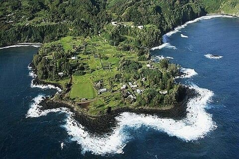 Road to Hana Deluxe Rainforest & Waterfall Experience from Maui