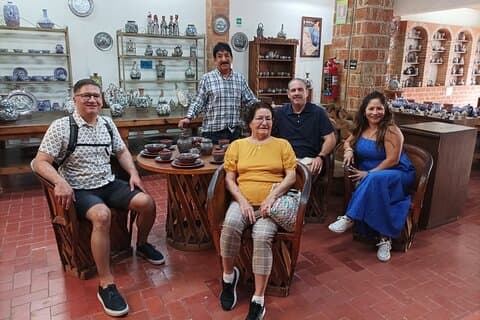 Private Art Pottery Tour: Tlaquepaque, Tonalá, and Clay Workshop