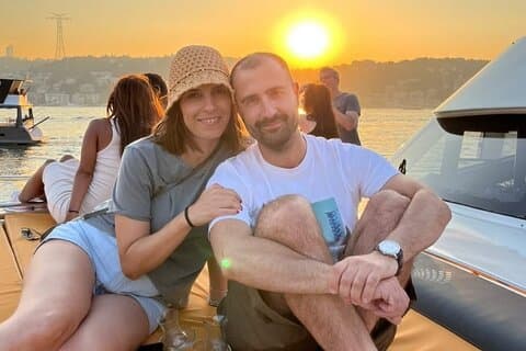 Istanbul Sunset Cruise Experience on Luxury Yacht -Local guide
