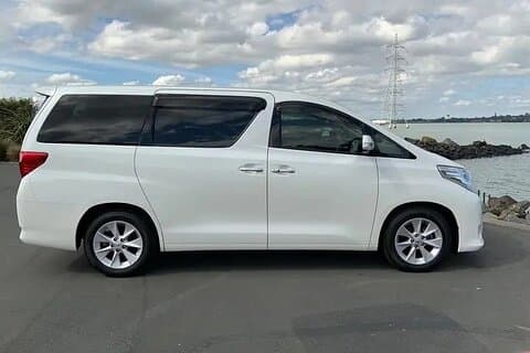 Private Transfer from Guernsey Airport GCI to St. Peter Port