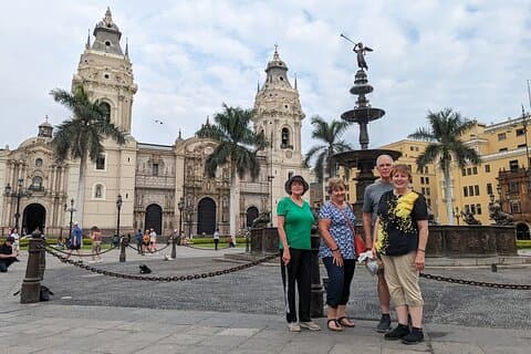 Lima City, Central Market & Catacombs Tour (Pick-up & Drop Off)