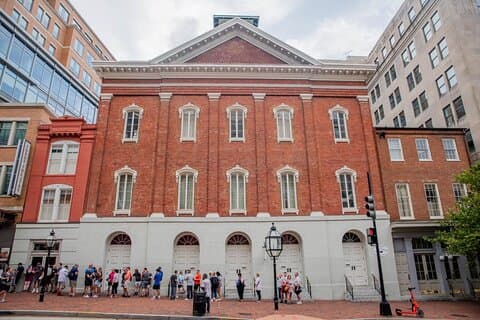 Lincoln Assassination Tour with Petersen House Entry