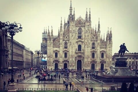 Milan Semi Private Tour with Duomo Skip-the-Line & Rooftop