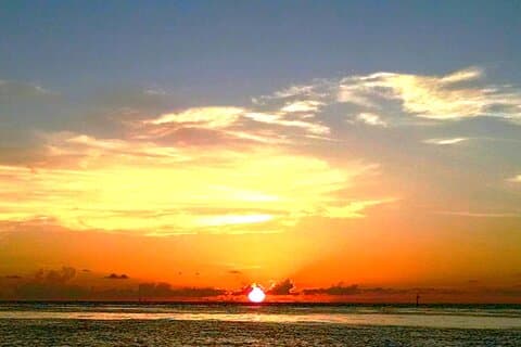 Small-Group 2Hr. Sunset Cruise of St. Pete Beach