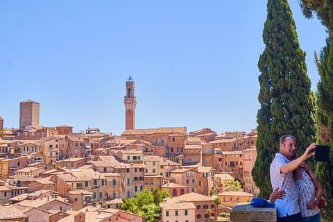 Siena, San Gimignano and Chianti Wines Day Tour from Florence