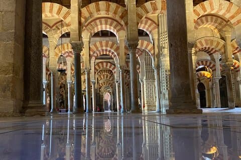 Private Tour of Mosque-Cathedral, Jewry, Synagogue and Baths Calif