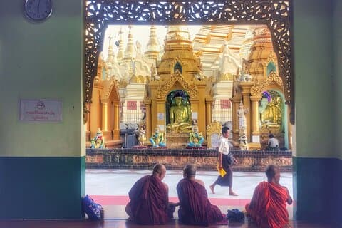One Day Yangon Photo Tour