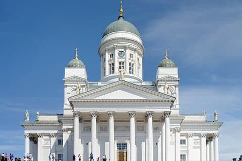Helsinki and Porvoo Tour with Private Car & Personal Guide