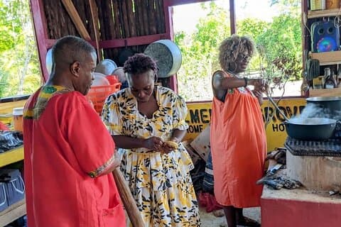 Authentic Garifuna Cultural Cooking Class in Hopkins Belize