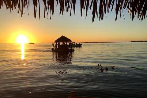 Cruisin Tikis Key Largo - Sunset Tiki Cruise