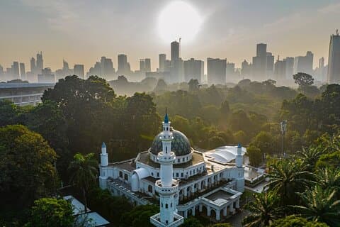 Full Day Private Tour of Jakarta Visit Highlights Places