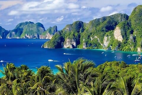 Phi Phi & Bamboo Islands Snorkeling Tour with Lunch by Speedboat