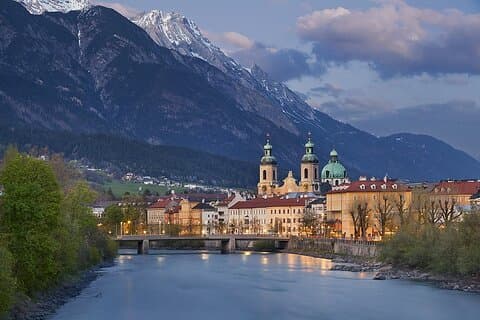 Private Tour to Innsbruck Old Town & Austrian Lunch Included