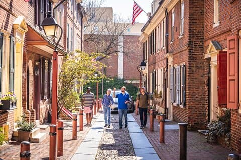 2.5 Hour Philadelphia History Tour with Washington War Tent Show