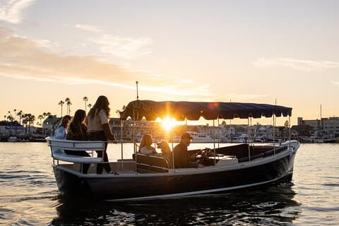 Electric Boat Rental Adventure in Newport Beach (up to 12 ppl)