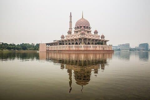 Private Sightseeing Tour Visit in Putrajaya from Kuala Lumpur