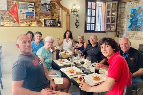 Rialto Market Food Tour: Wine Tasting & Sightseeing in Venice