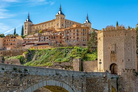 Discover Toledo - Cathedral, Alcazar, Jewish Quarter & City Gates