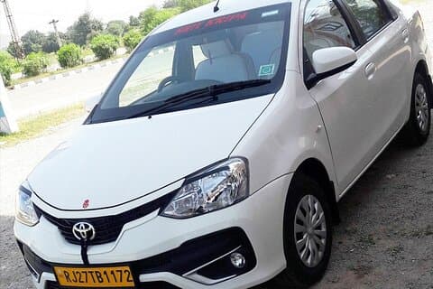 Udaipur to Jaipur Private Transfer with Pushkar Stop