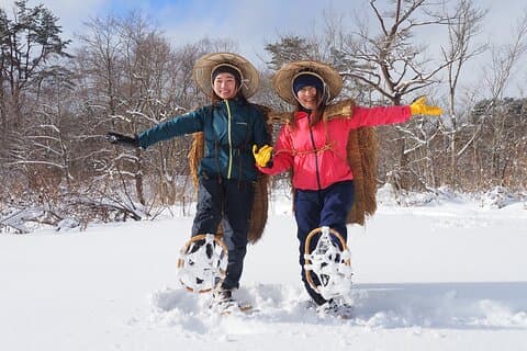 Kitashiobara-mura Private Winter Hiking in Kanjiki Tradition