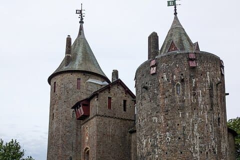 Private Cardiff Three Castles Tour
