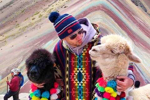 1 Day Rainbow Mountain Walking Tour