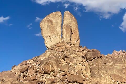 Full-Day Tour from Tabuk: Split Rock of Horeb & Mount Sinai