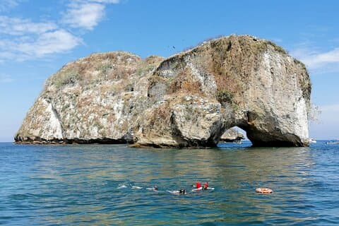 Los Arcos & Colomitos Private Snorkeling Experience