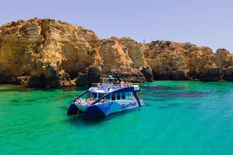 Half Day Cruise to Ponta da Piedade with Lunch and Drinks