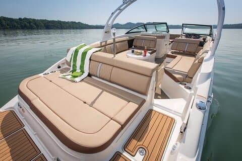 Private escape to discover Cannes & Lerins islands from the sea