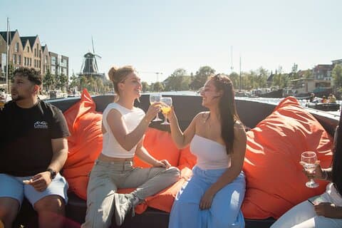 Luxury Shared Canal Tour with live guide