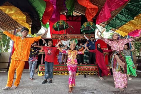 Private Tour Kampung Gipsi Sabah Cultural Village Kota Kinabalu