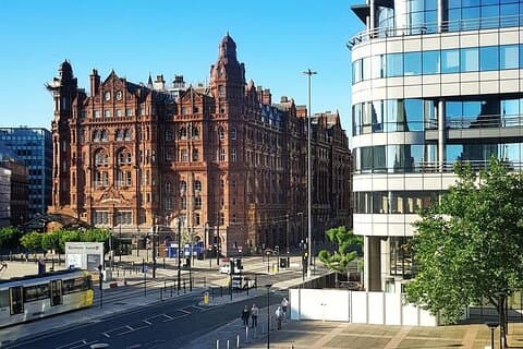 Historic Manchester: Exclusive Private Tour with a Local