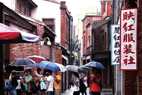 Taipei Historic Shared Walking Tour (Tip-based)