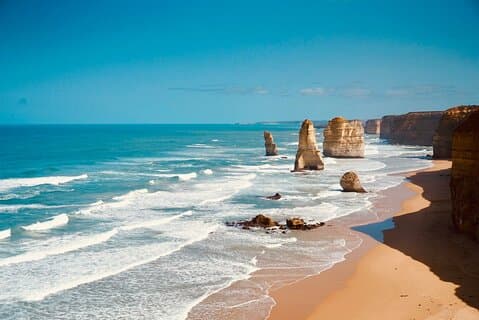 Great Ocean Road Reverse BOUTIQUE Tour IN Premium Coach